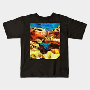 Stocksom Travels 2 Kids T-Shirt